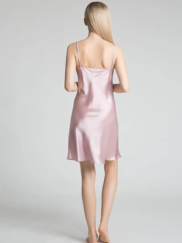 19 Momme Classic Round Neck Mid-Length Silk Chemise