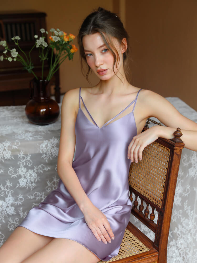 19 Momme Flirty Strappy Eye-catching Mini Silk Nightgown