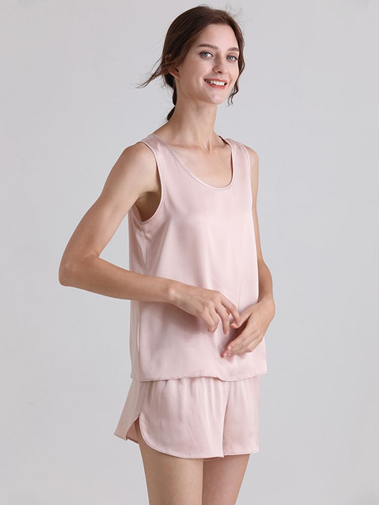 19 Momme Ladies Relaxed Style Silk Tank and Pajama Shorts Set