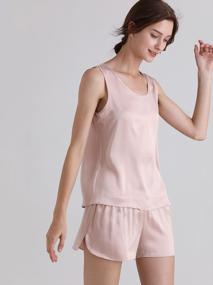 19 Momme Ladies Relaxed Style Silk Tank and Pajama Shorts Set
