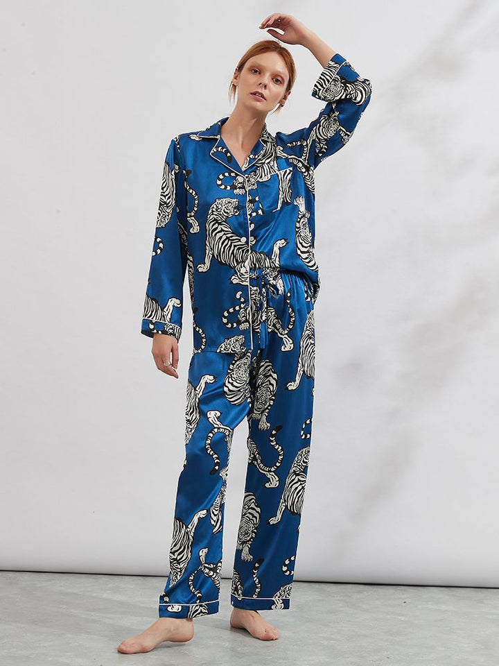19 Momme Luxury 100% Silk Blue Long Sleeve Pajama Set with Tiger Prints