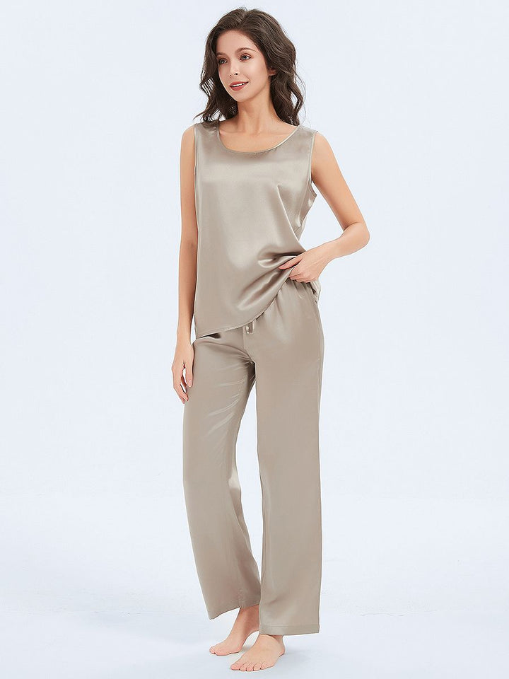 19 Momme Round Neck Silk Tank Top and Pajama Pants Set for Women