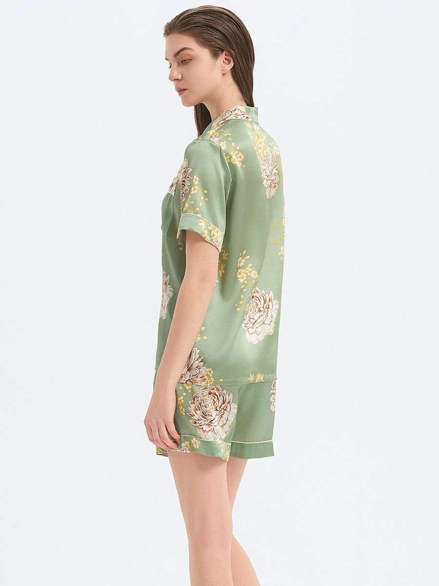 19 Momme Sage Green Floral Print Short Sleeve Silk Pajama Set