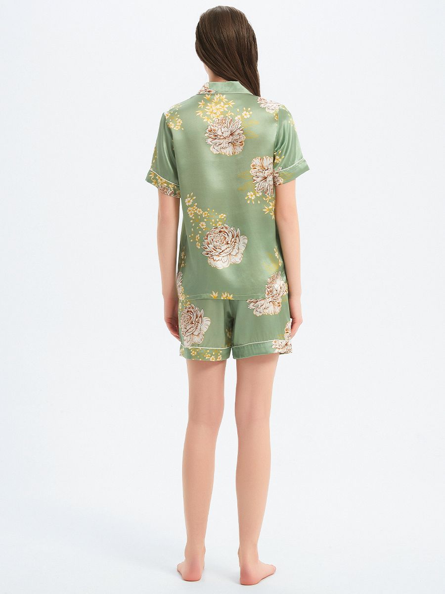 19 Momme Sage Green Floral Print Short Sleeve Silk Pajama Set