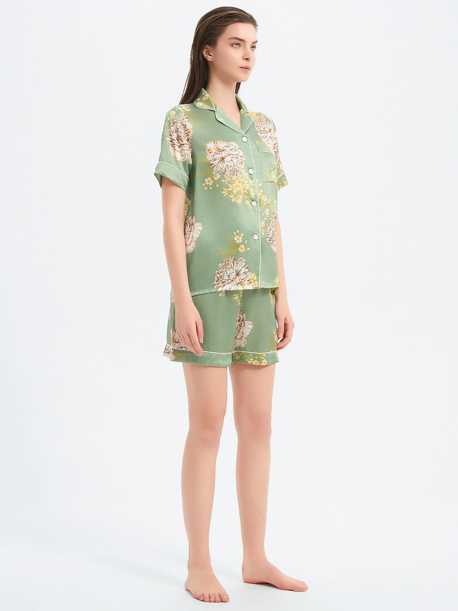 19 Momme Sage Green Floral Print Short Sleeve Silk Pajama Set