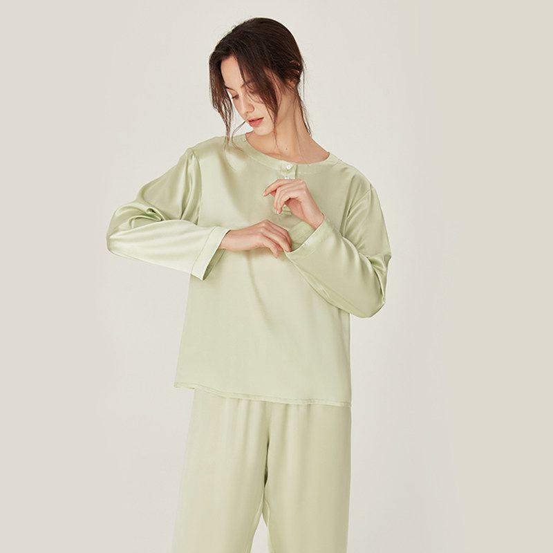 22 Momme Round Neck Long Sleeve Pullover Silk Pajama Set for Women