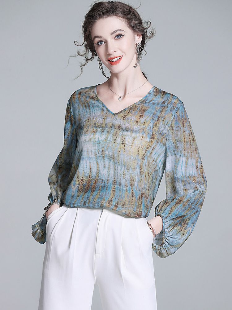 Women's Pastel Blue Printed Lantern Sleeve Lightweight V-Neck Silk Blouse