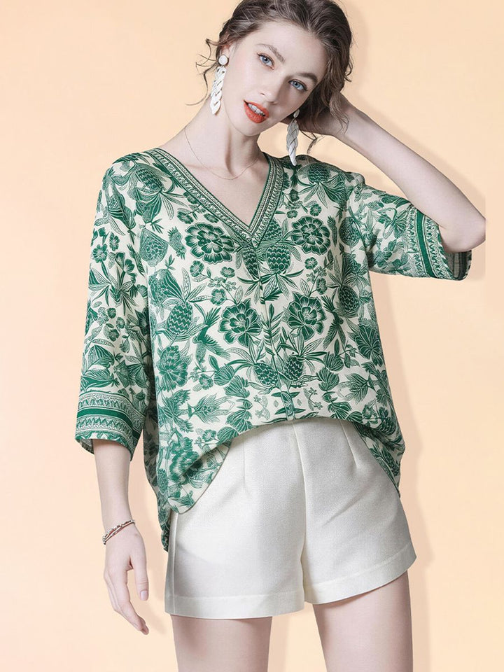Women's 100% Mulberry Silk Green Floral Print V-Neck Blouse Elegant Relaxed Fit 3/4 Sleeve Silk Shirt