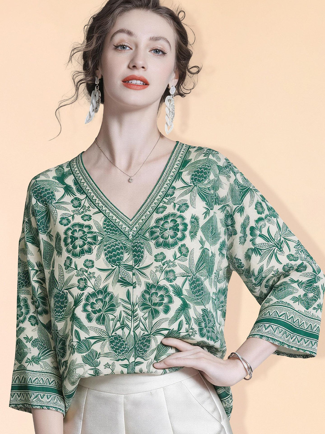 Women's 100% Mulberry Silk Green Floral Print V-Neck Blouse Elegant Relaxed Fit 3/4 Sleeve Silk Shirt