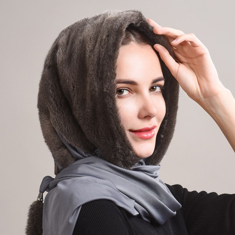 Luxury Real Mink Fur Hooded Hat with Scarf Elegant Winter Fur Hood for Women