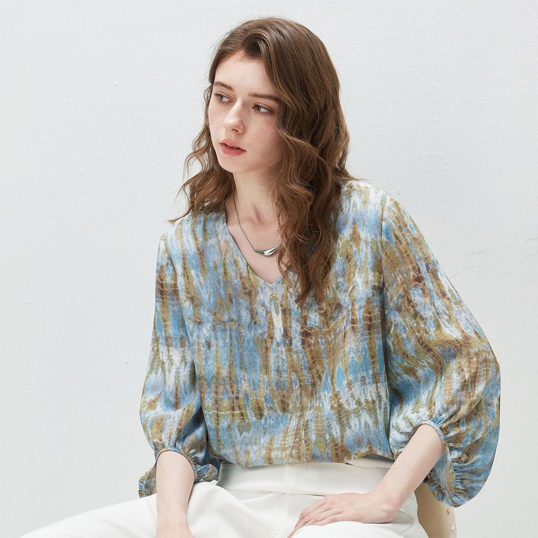 Women's Pastel Blue Printed Lantern Sleeve Lightweight V-Neck Silk Blouse