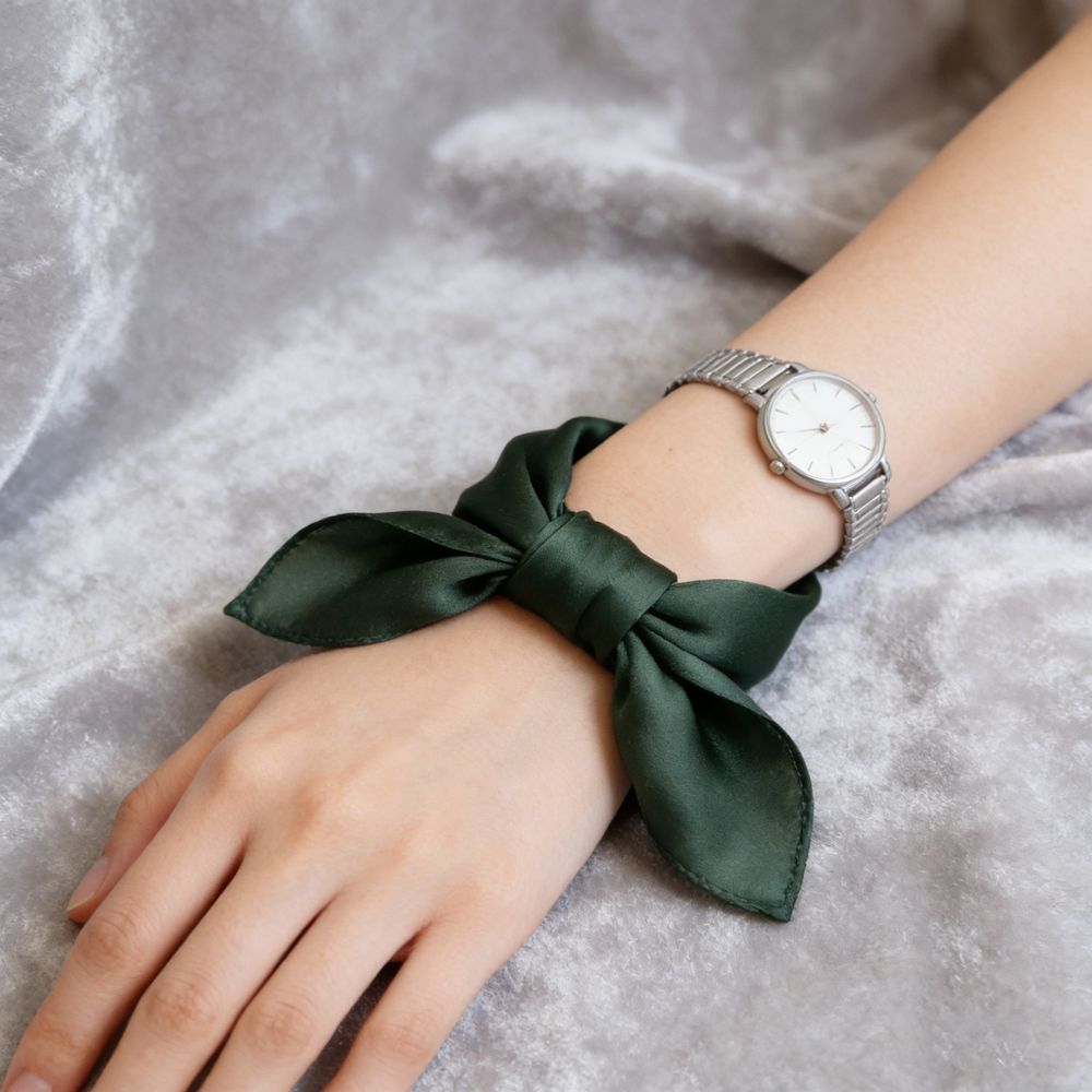 12"-35" Classic Solid Color 100% Mulberry Silk Square Scarves