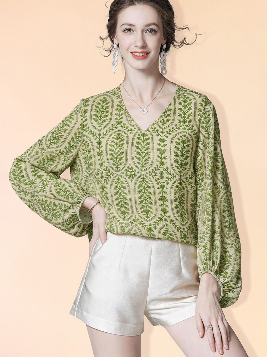 Lightweight Fresh Green Leaves Printed Beige Silk Chiffon Blouse Long Sleeve V-Neck Silk Shirt Top