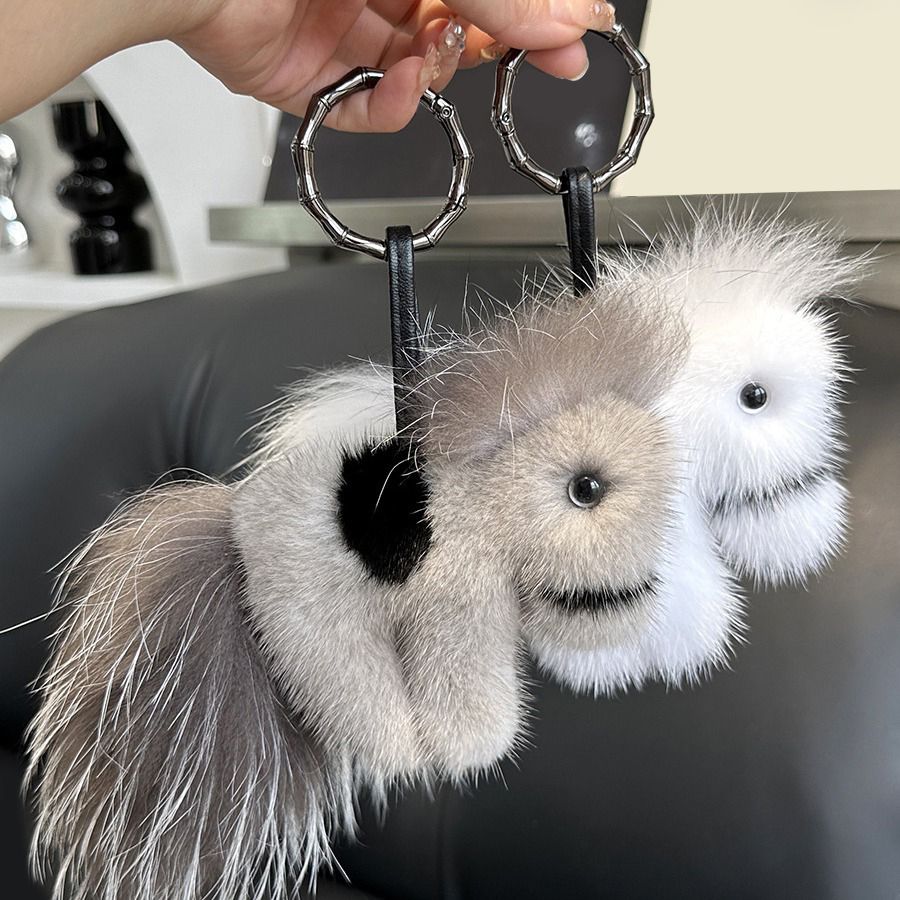 Real Mink Fur Horse Keychain Luxury Pony Bag Charm Fluffy Car Keyring
