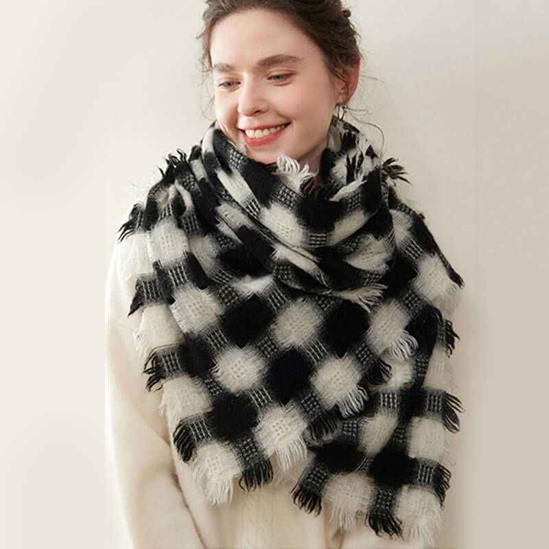 Women's Colorblock Checkered Plaid Patterned 100% Cashmere Scarf with Fringe CP057