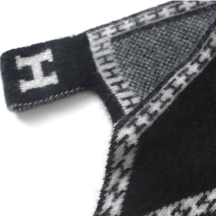 Women's Patterned 100% Cashmere Knitted Scarf with Letter "H" Detail