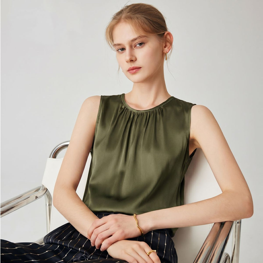 22 Momme Women's Round Neck Sleeveless Silk Shell Top
