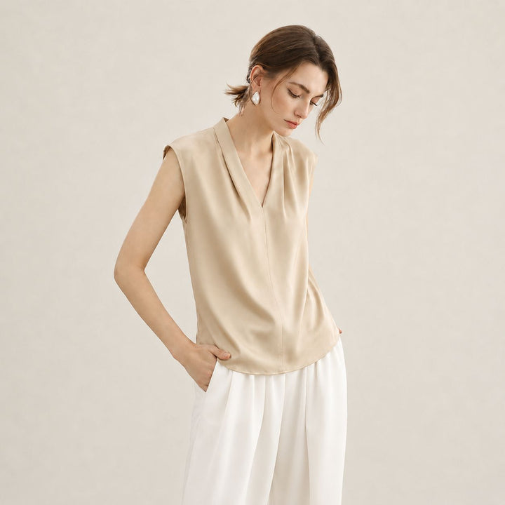Women's Mulberry Silk Sleeveless V-Neck Blouse