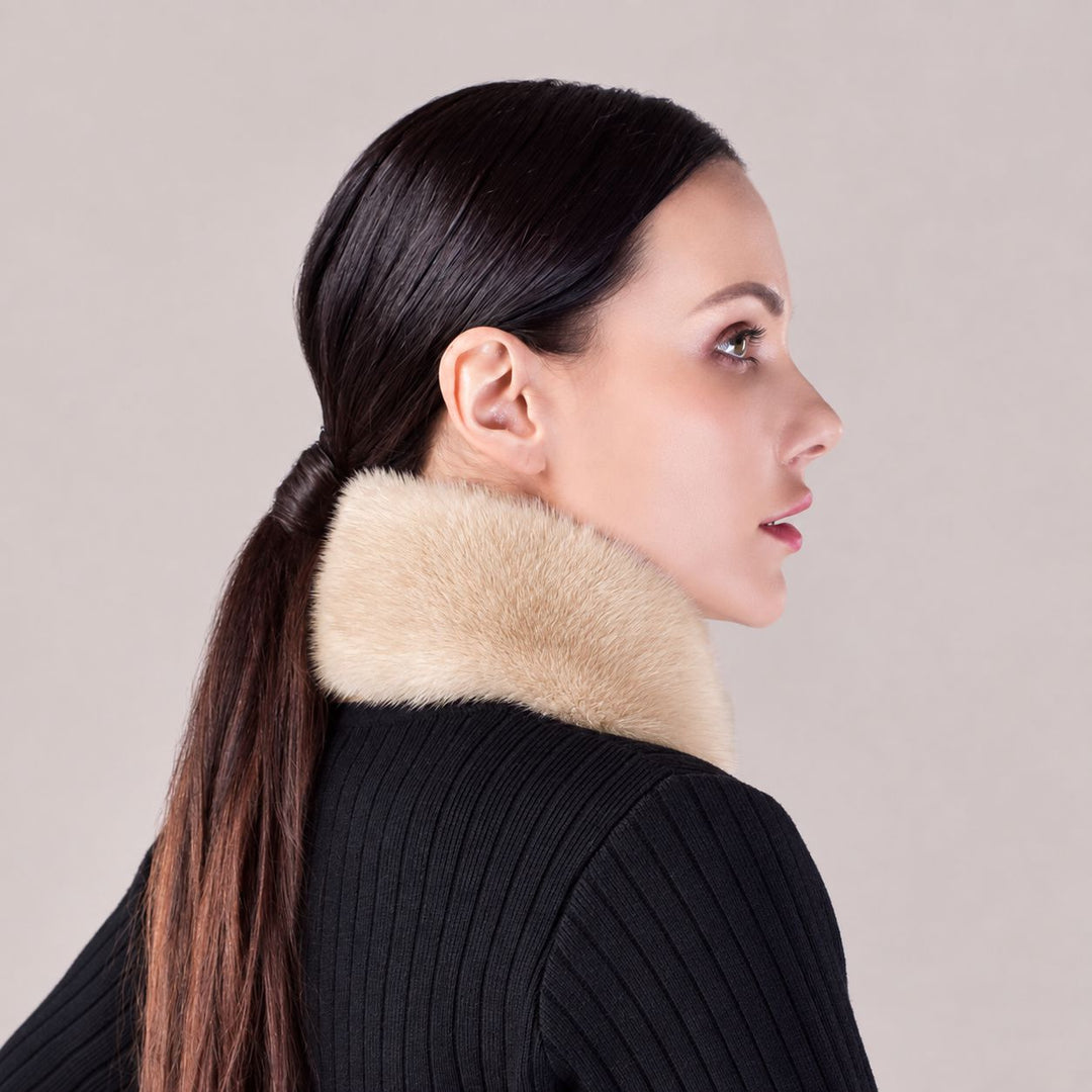 Women’s Real Mink Fur Neck Warmer Scarf Luxurious Fur Collar Wrap with Magnetic Closure