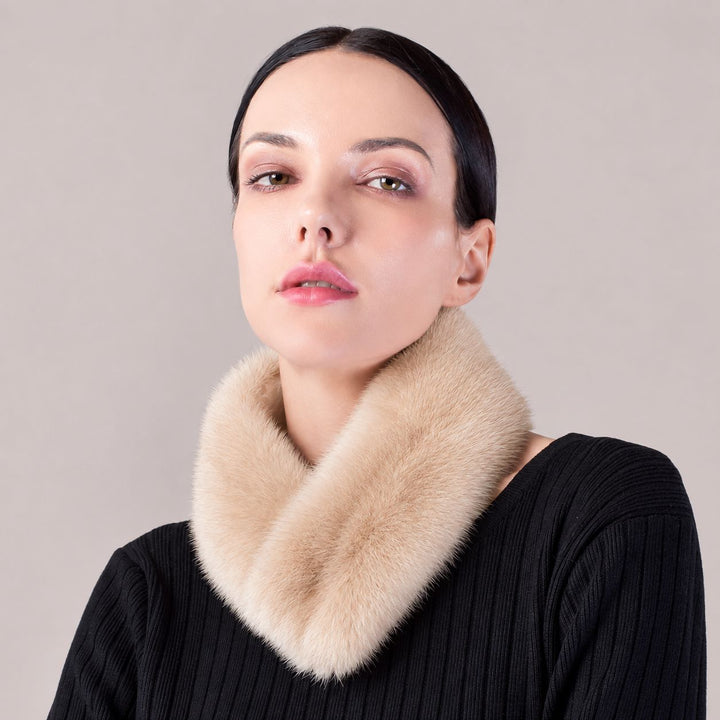 Women’s Real Mink Fur Neck Warmer Scarf Luxurious Fur Collar Wrap with Magnetic Closure