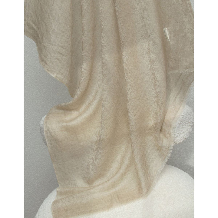 Women Summer Elgant Jacquard Lightweight Cashmere Square Shawl