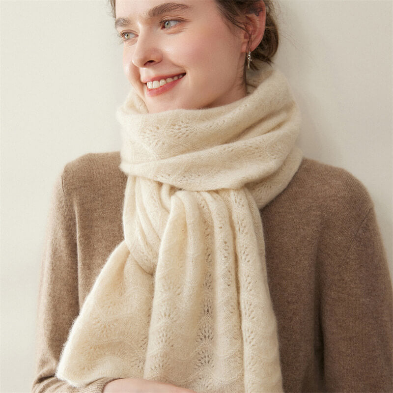 Women's Scalloped Edge Textured Knit 100% Cashmere Scarf