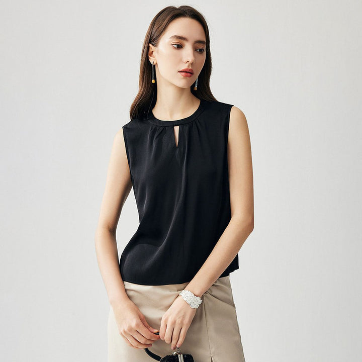 Round Keyhole Neck Sleeveless Mulberry Silk Tank Top for Women