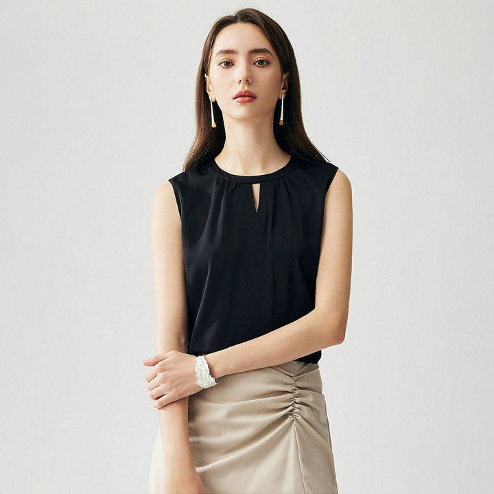 Round Keyhole Neck Sleeveless Mulberry Silk Tank Top for Women