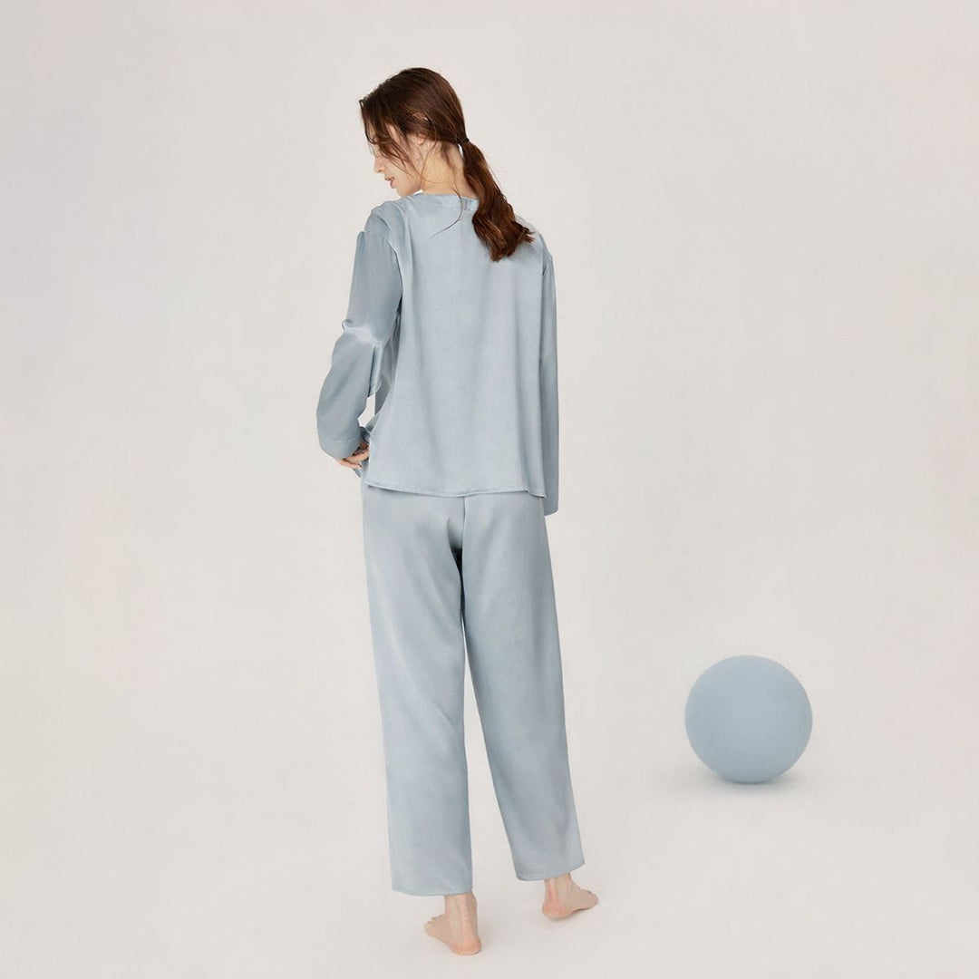 22 Momme Round Neck Long Sleeve Pullover Silk Pajama Set for Women