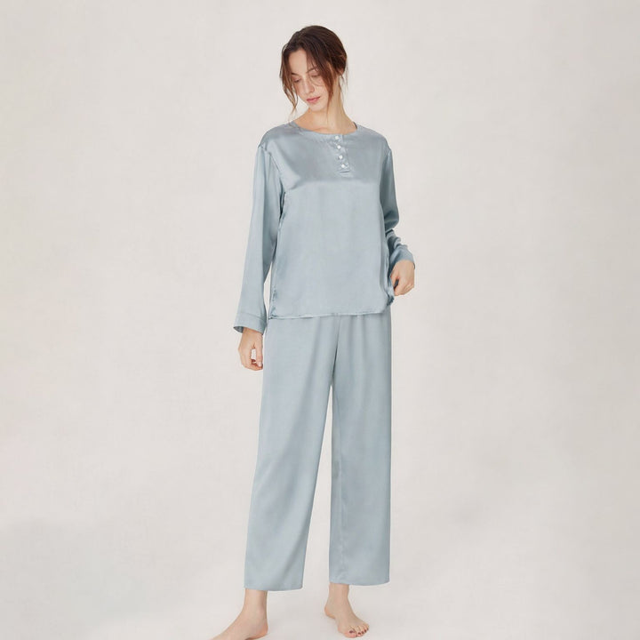 22 Momme Round Neck Long Sleeve Pullover Silk Pajama Set for Women
