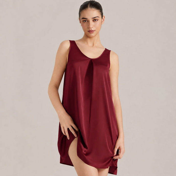 22 Momme Women's Relaxed-Fit Sleeveless V-Neck Silk Nightgown