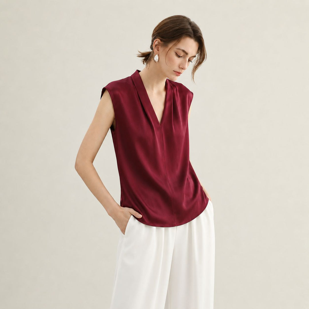 Women's Mulberry Silk Sleeveless V-Neck Blouse