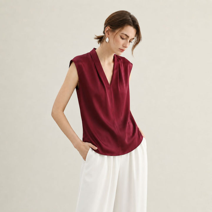Women's Mulberry Silk Sleeveless V-Neck Blouse