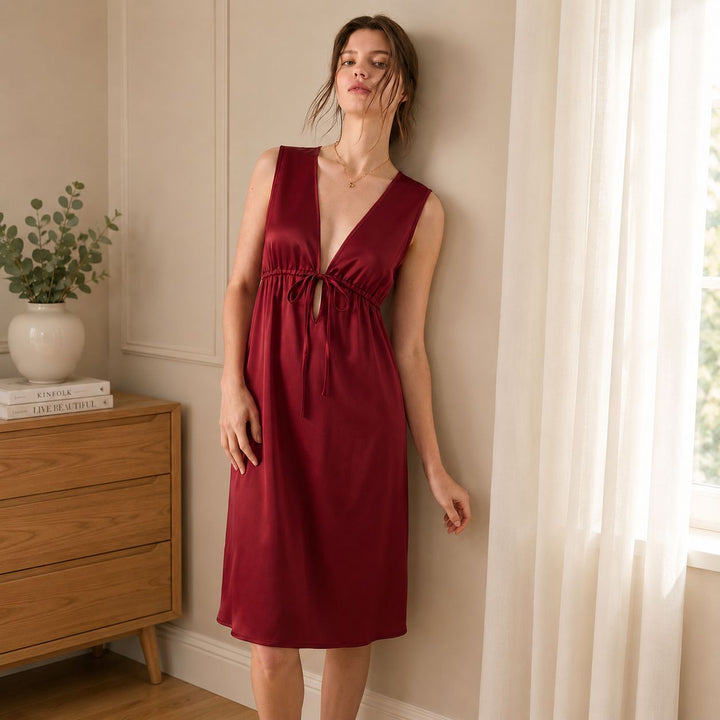 22 Momme Tie Waist Deep V-Neck Women Comfortable Summer Sleeveless Silk Nightgown