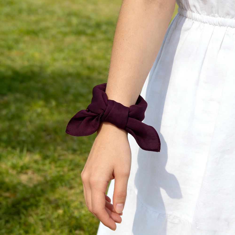 12"-35" Classic Solid Color 100% Mulberry Silk Square Scarves