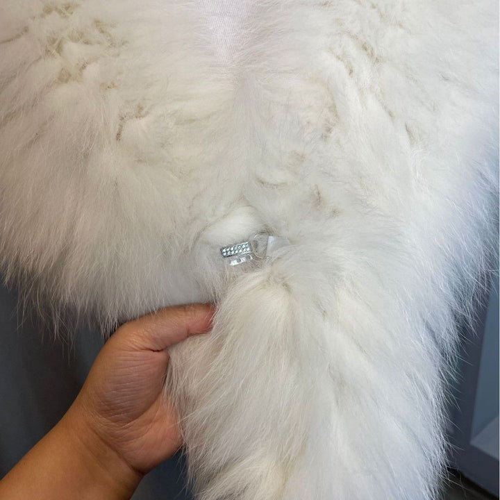 Luxury Fox Fur Shawl Collar Fluffy Soft Fur Stole Cape with Crystal Clasp