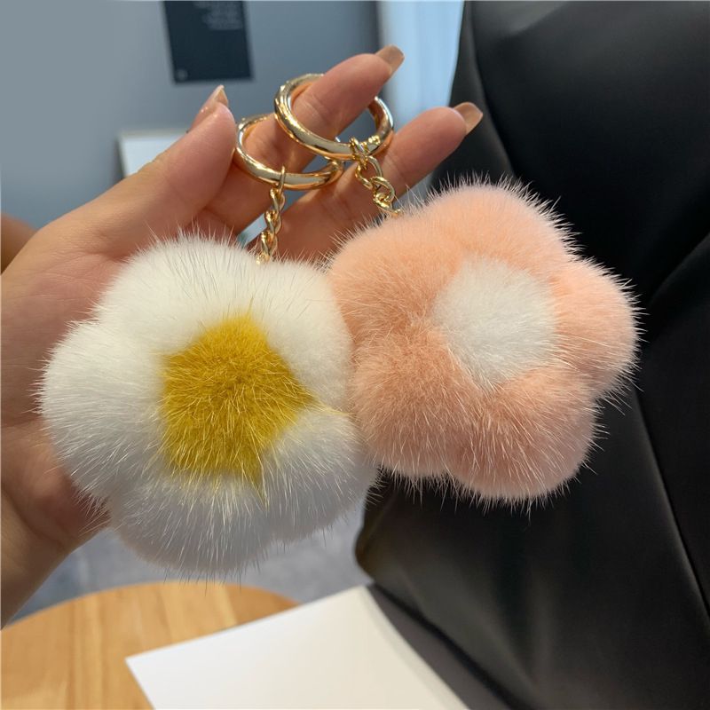 Cute Real Mink Fur Flower Car Keychain Fluffy Pom-Pom Luxury Bag Charm