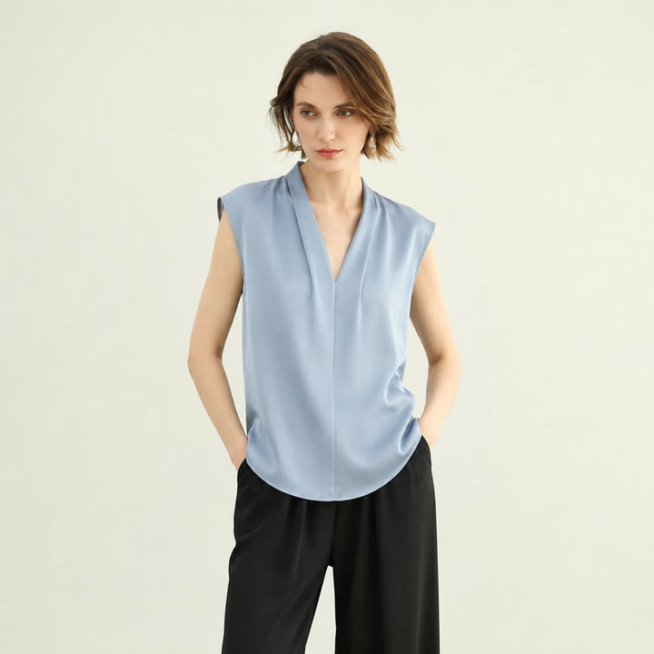 Women's Mulberry Silk Sleeveless V-Neck Blouse