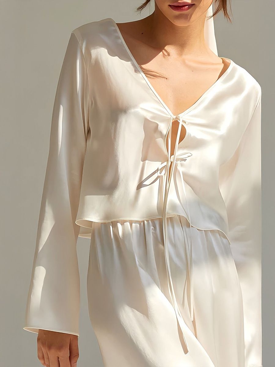 22 Momme Sexy Tie-Front  V-Neck Long Sleeve Silk Pajama Set for Women