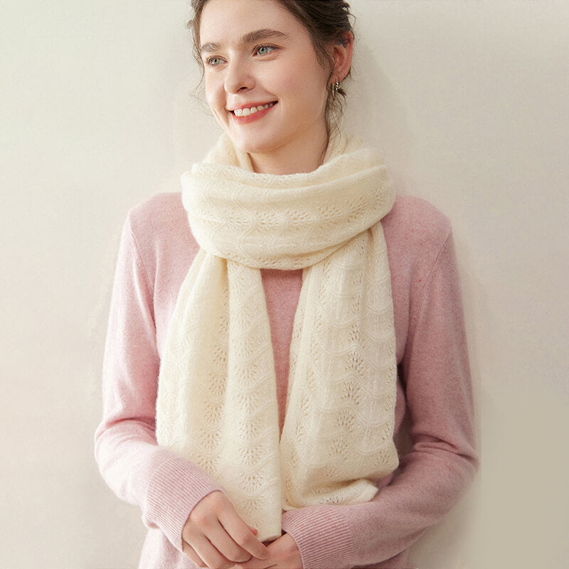 Women's Scalloped Edge Textured Knit 100% Cashmere Scarf