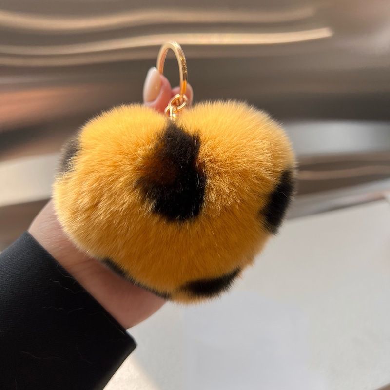 Real Rabbit Fur Heart Keychain Fluffy Plush Fur Pom Pom Bag Charm