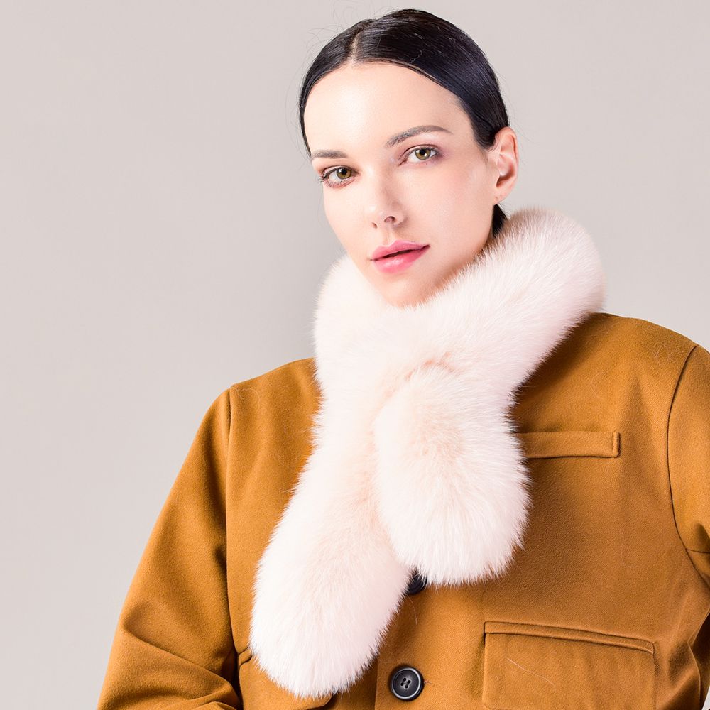 Women’s Real Fox Fur Scarf Winter Fluffy Soft Collar Wrap for Coats & Jackets