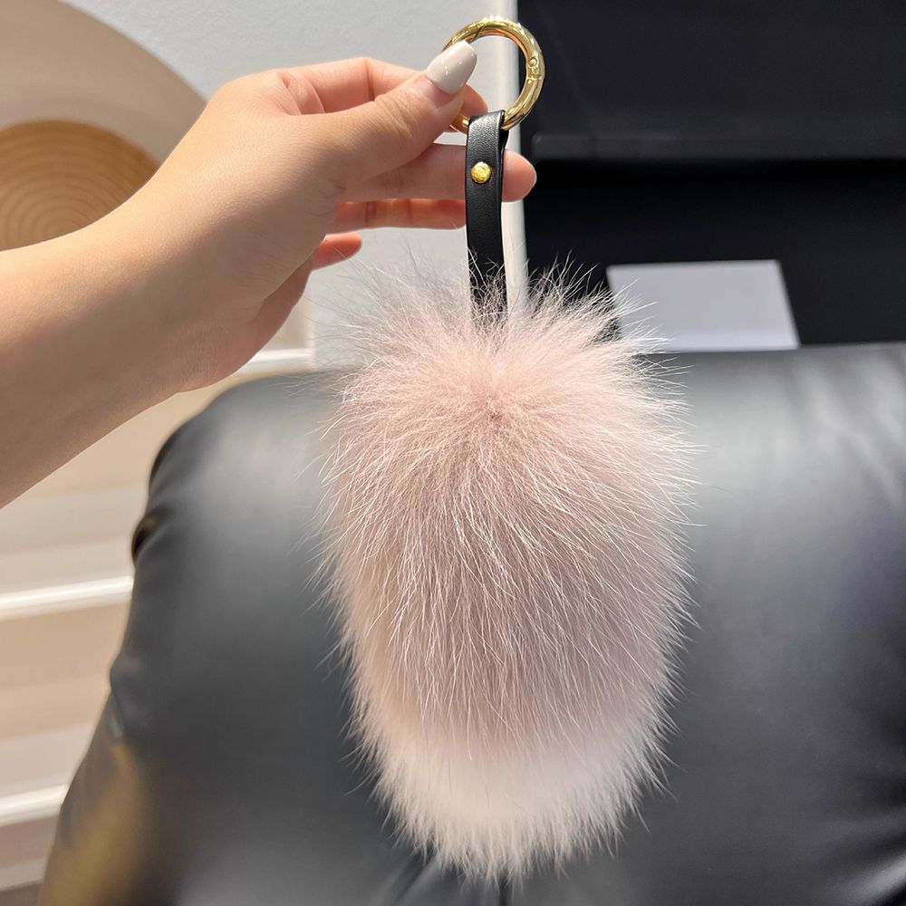 Cute Small Tail Real Fox Fur Keychain Luxury Fluffy Fur Bag Charm