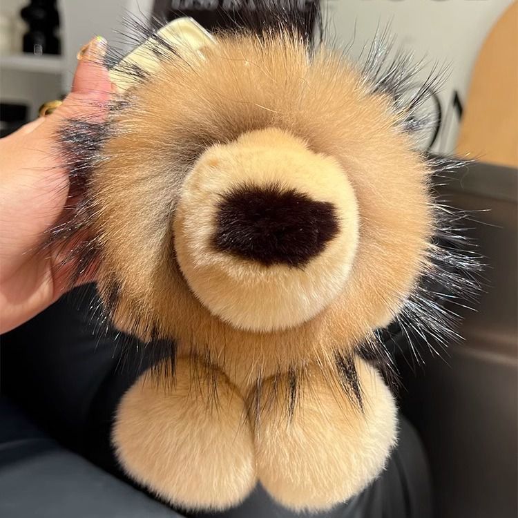 Real Fur Lion Keychain Handmade Fluffy Animal Bag Charm Luxury Fur Pom Pom Key Ring