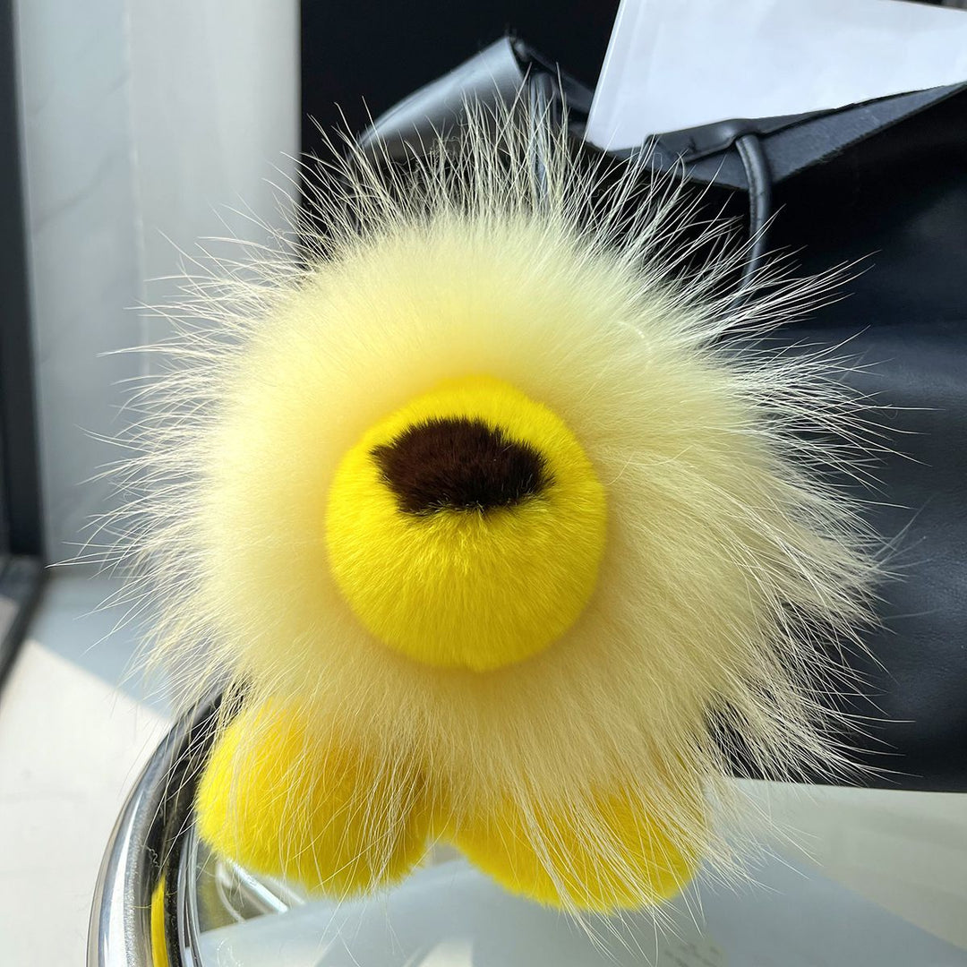 Real Fur Lion Keychain Handmade Fluffy Animal Bag Charm Luxury Fur Pom Pom Key Ring