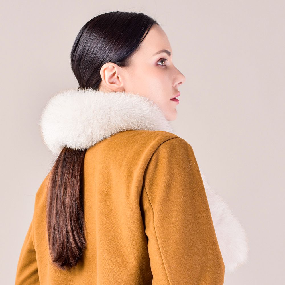 Women’s Real Fox Fur Scarf Winter Fluffy Soft Collar Wrap for Coats & Jackets