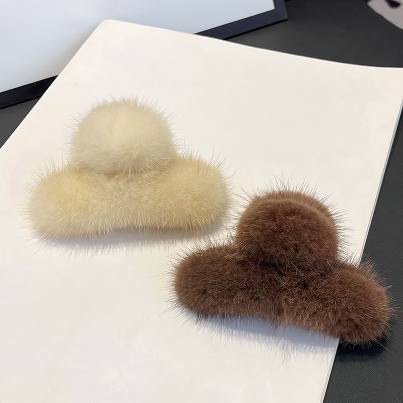 Women's Real Mink Fur Claw Clip Fluffy Hair Clamp Winter Cute Shark Clip Hair Accessories