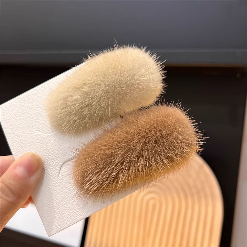 Mink Fur Hair Clip Soft Fluffy Oval Snap Hair Barrette