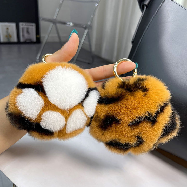 Luxury Real Rex Rabbit Fur Cat Paw Keychain Ultra-Plush Kitten Toe Beans Bag Charm Premium Car Key Ring Accessory