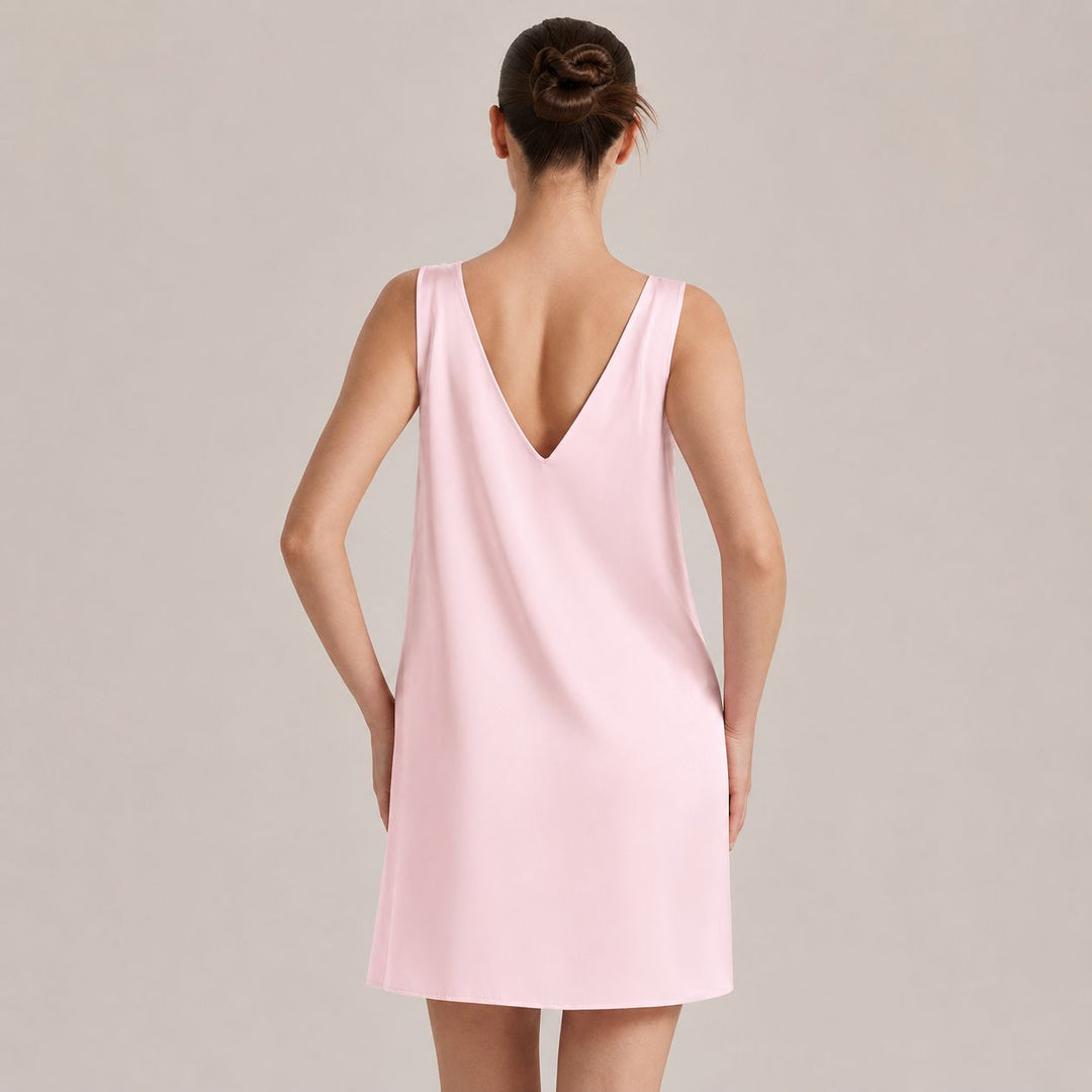 22 Momme Women's Relaxed-Fit Sleeveless V-Neck Silk Nightgown